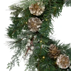 Northlight Pre-Lit Champagne Gold Pine Cone And Berry Mixed Pine Wreath - 22-Inch, Clear Lights 5 Northlight Pre-Lit Champagne Gold Pine Cone And Berry Mixed Pine Wreath - 22-Inch, Clear Lights -Chic Christmas Decoration northlight kji28175 1 05443.1665610739