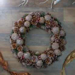 Northlight Glittered Pine Cones And Berries Artificial Christmas Wreath - 19-Inch, Unlit -Chic Christmas Decoration northlight sh36188 2 13109.1588355297