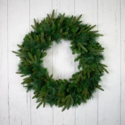 Northlight Rosemary Emerald Angel Pine Artificial Christmas Wreath - 30-Inch, Unlit -Chic Christmas Decoration northlight v27384 woodfloor 98192.1690469257