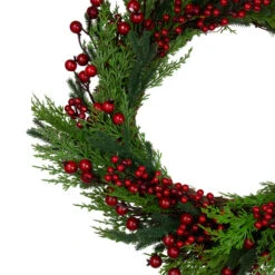 Northlight Mixed Pine And Berries Artificial Christmas Wreath - 26 Inch, Unlit 6 Northlight Mixed Pine And Berries Artificial Christmas Wreath - 26 Inch, Unlit -Chic Christmas Decoration northlight vm26563 1 98881.1665610746