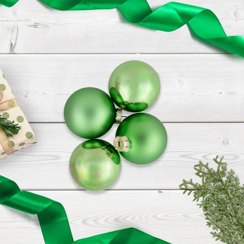 Northlight 6ct Shiny And Matte Green Glass Ball Christmas Ornaments 3.25" (82mm) 2 Northlight 6ct Shiny And Matte Green Glass Ball Christmas Ornaments 3.25" (82mm) - Image 2