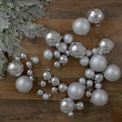 Northlight 40ct Shiny And Matte Silver Glass Ball Christmas Ornaments 2.5" -Chic Christmas Decoration northlight wy04142 6 11276.1664990619