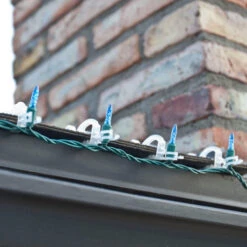 Northlight Set Of 150 Clear Max Pro Anywhere Christmas Light Clips 8 Northlight Set Of 150 Clear Max Pro Anywhere Christmas Light Clips -Chic Christmas Decoration simpleliving 714025 singles 46220.1665610746